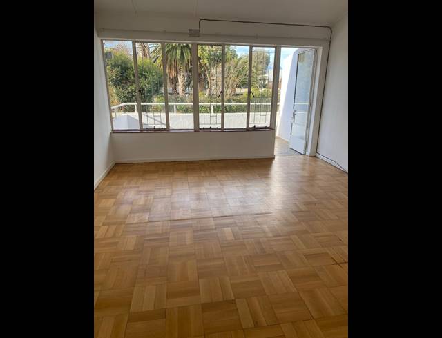 2 bed property to rent in WORCESTER CENTRAL